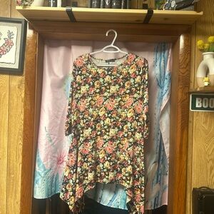 Floral Asymmetrical Hem Women's Tunic
